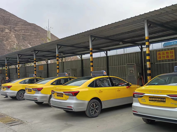 好消息！隴運(yùn)集團(tuán)武都 公交公司新能源汽車(chē)充電站對(duì)外開(kāi)放啦